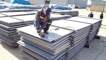 What are the factors affect CCS AH40 plate weight